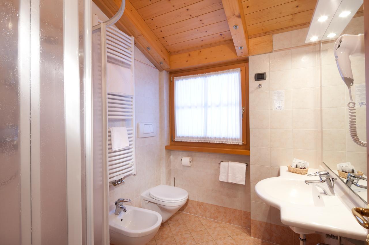 أرابّا Hotel Garni Laura المظهر الخارجي الصورة